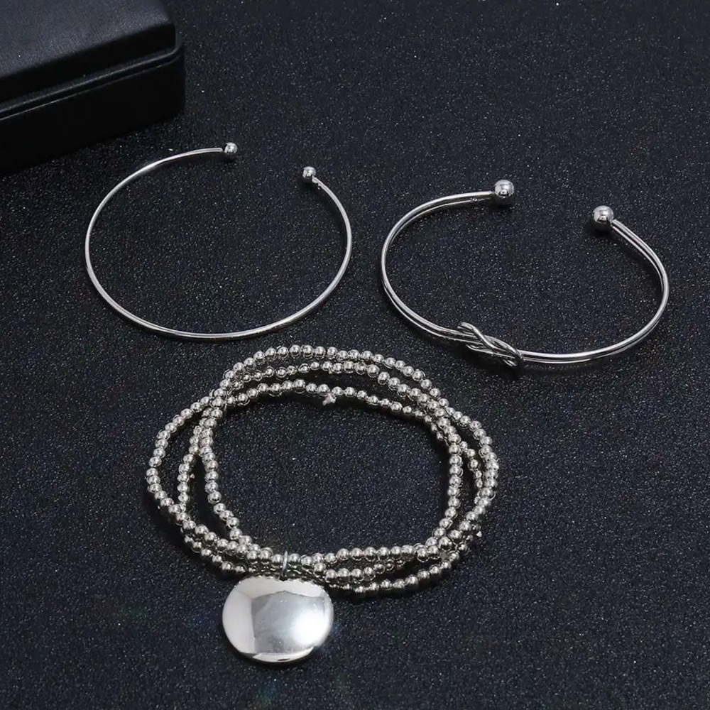 Chic Fashion Alloy Set of Three Bracelets - Picture 3 of 6